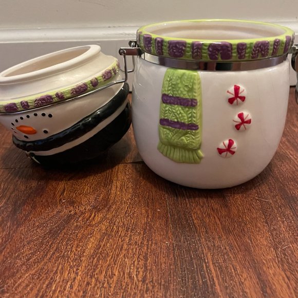 SWISS MISS Hot Cocoa Ceramic Snowman Christmas Canister - Picture 2 of 9